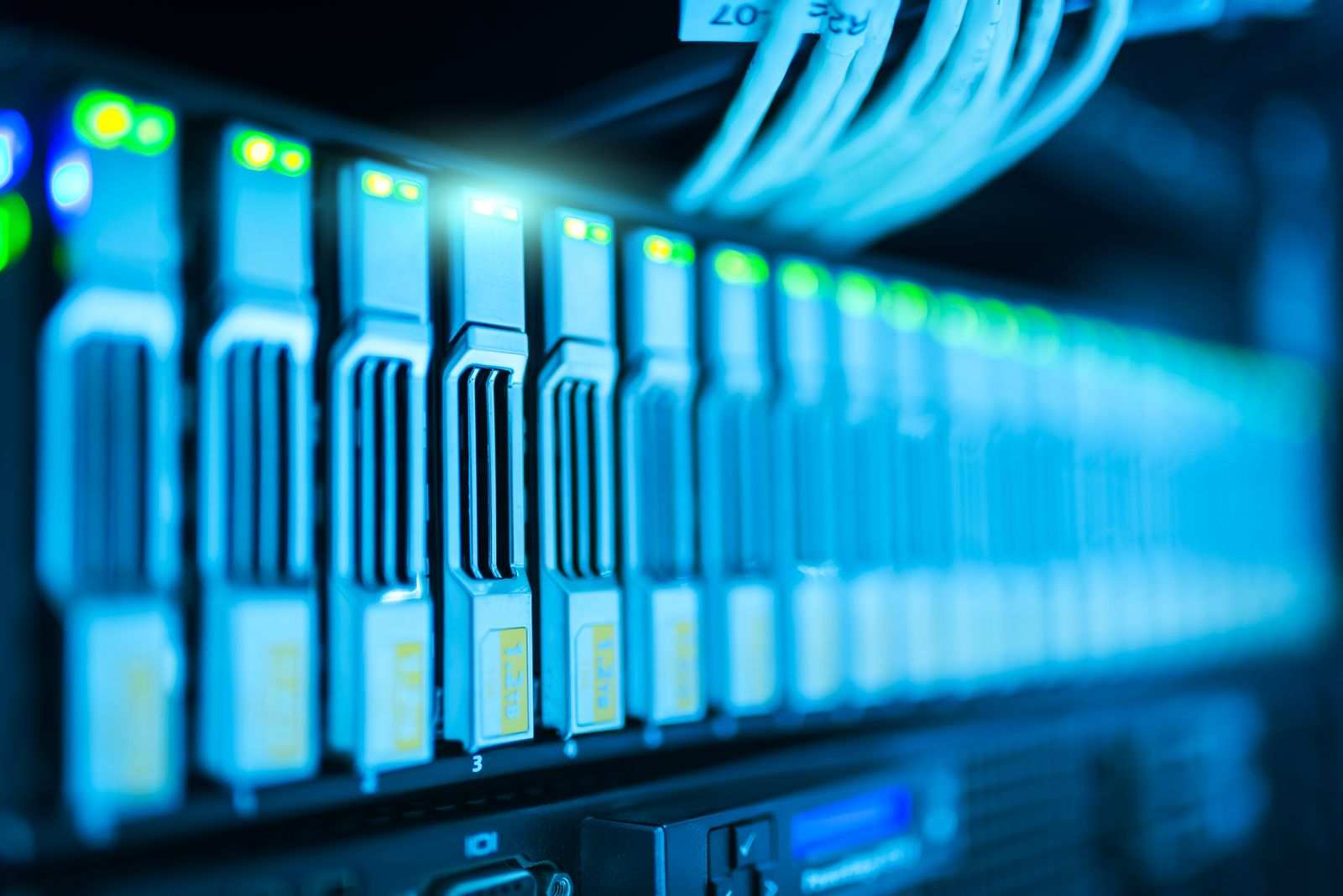 Eigen server of cloud: wanneer is een server op kantoor nog verstandig?